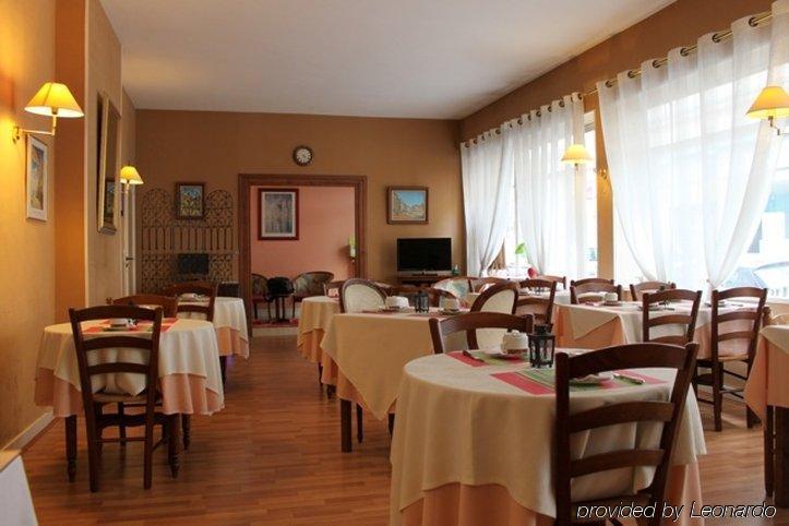 Hotel Paulette Rouen Centre Cathedrale Restoran fotoğraf